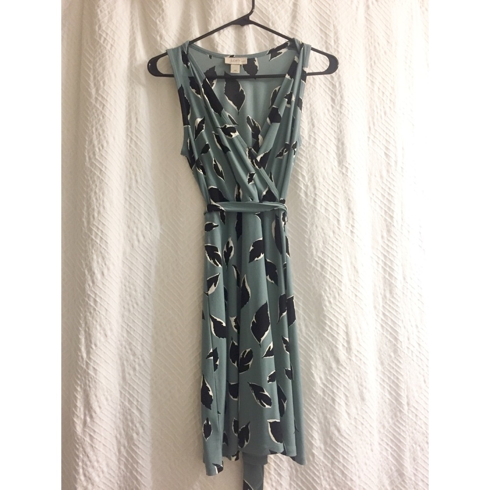 Loft Blue Leaf Patterned Wrap Dress